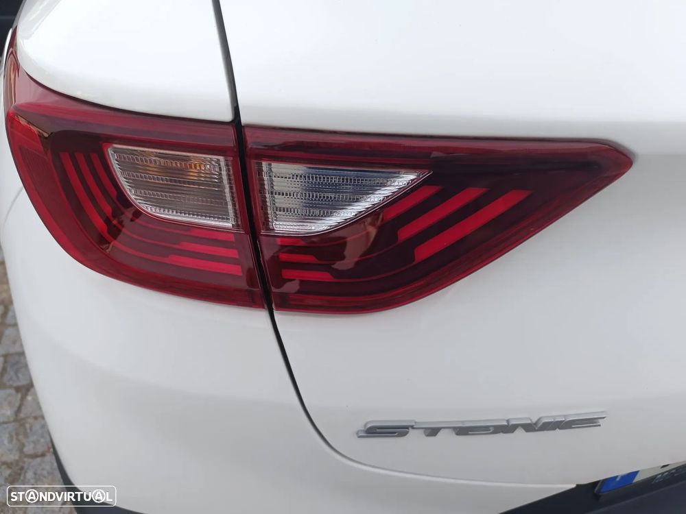 Kia Stonic - 35