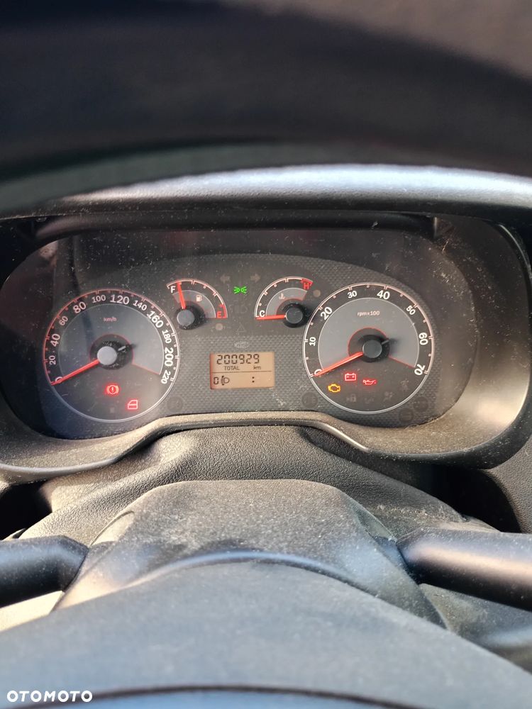 Fiat Linea 1.4 Active - 4