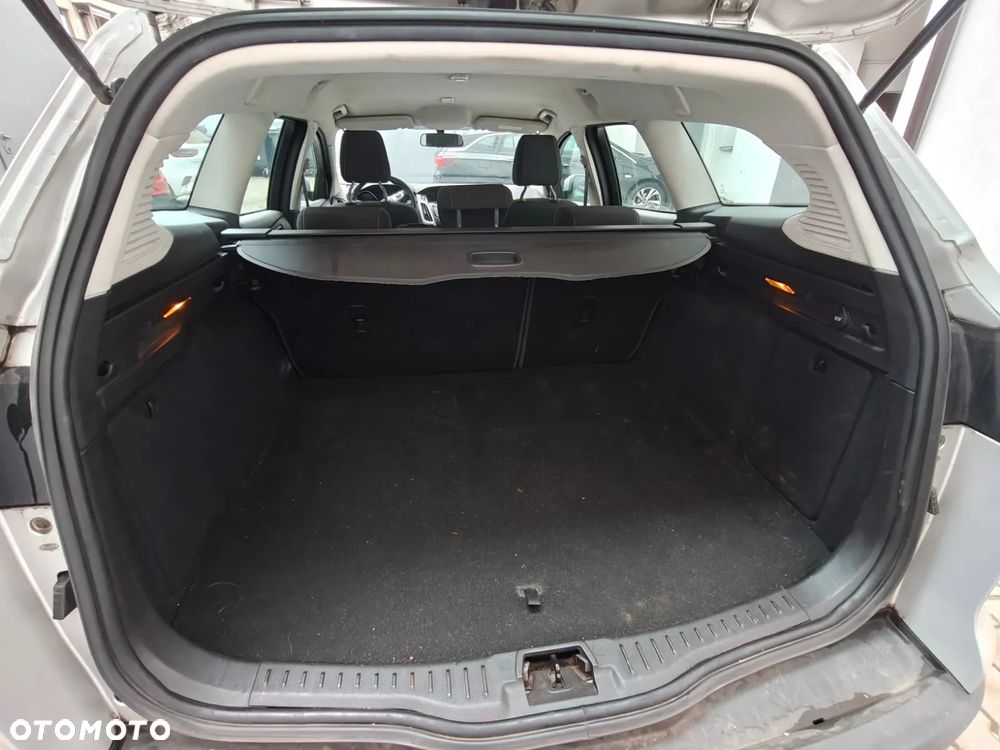 Ford Focus 1.6 TDCi Edition - 10