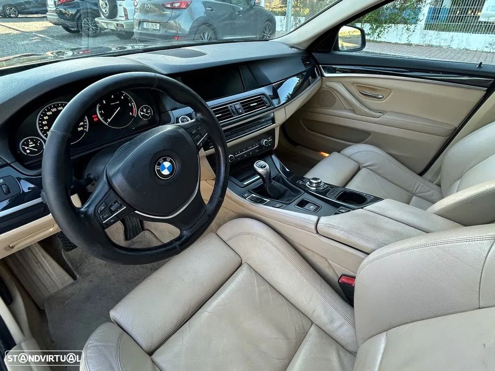 BMW 520 d Luxury Line - 8