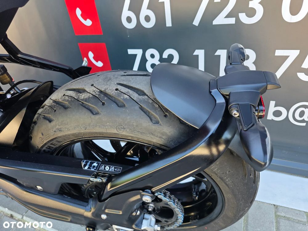 Triumph Trident - 8