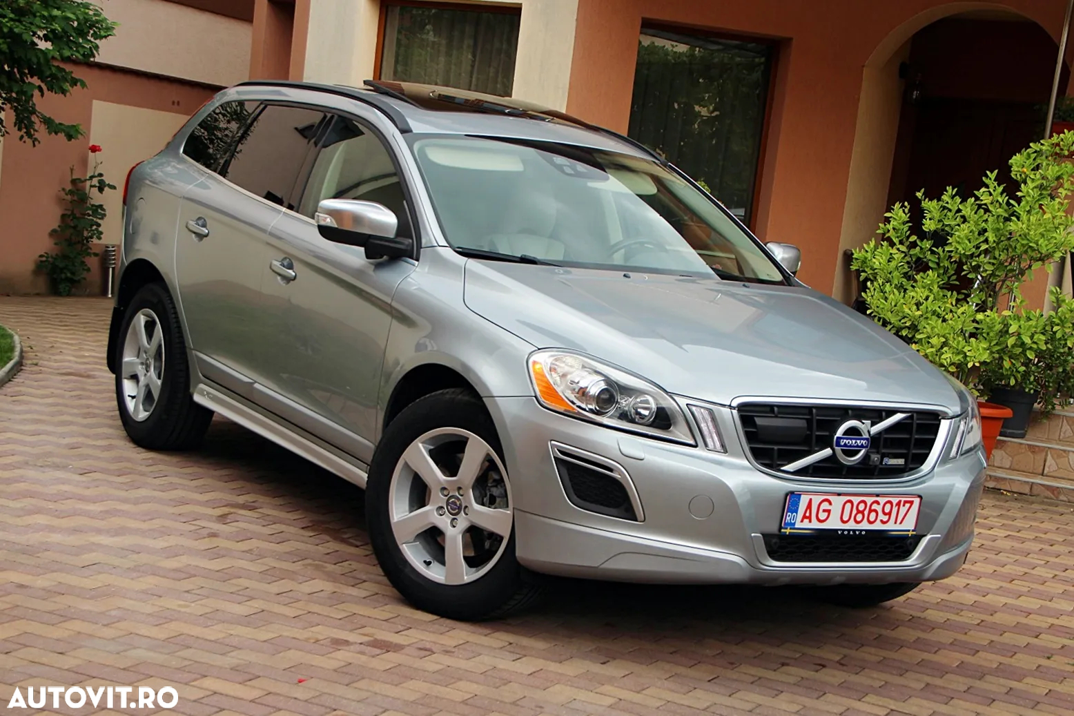 Volvo XC 60 D4 Geartronic RDesign - 12