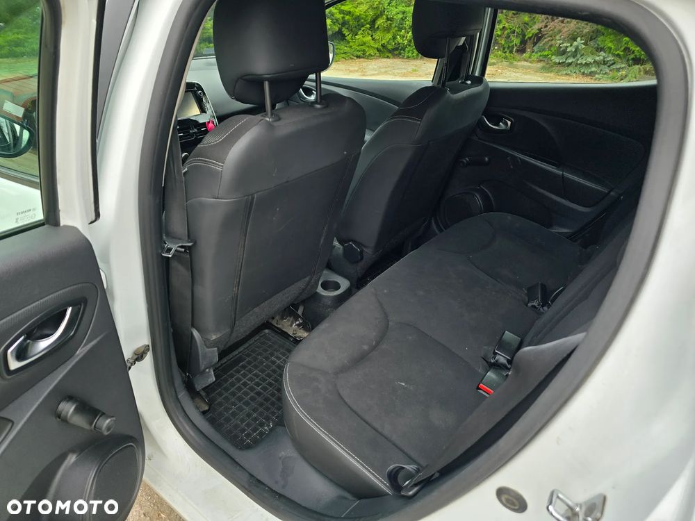 Renault Clio dCi 75 Expression - 11