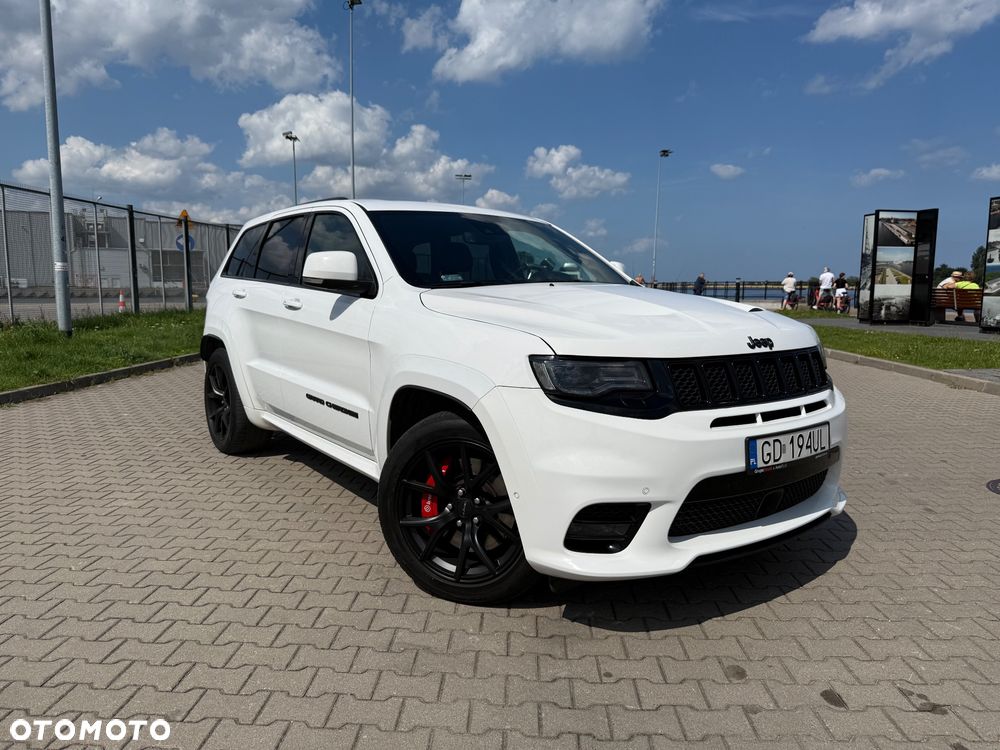 Jeep Grand Cherokee - 1