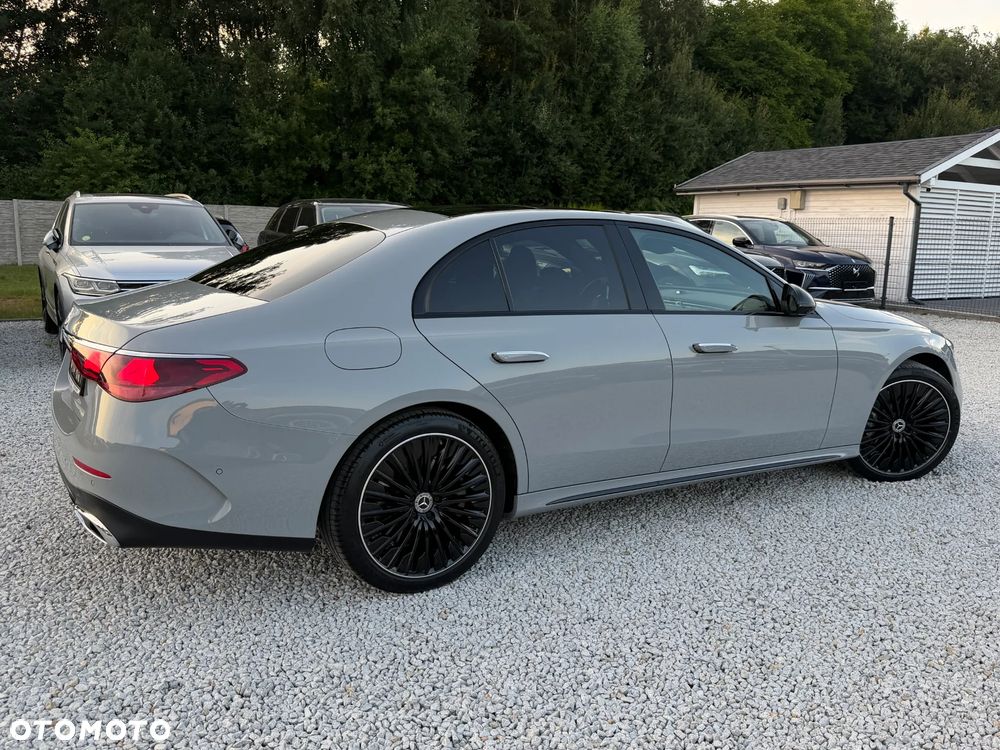 Mercedes-Benz Klasa E 400e 4Matic 9G-TRONIC AMG Line NIGHT Edition - 17