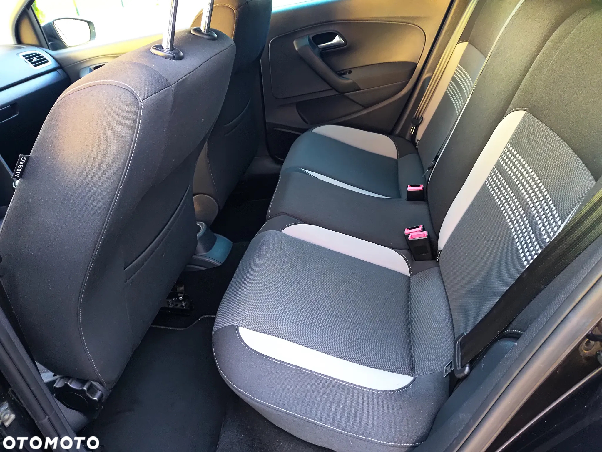 Volkswagen Polo 1.2 TSI Life - 12