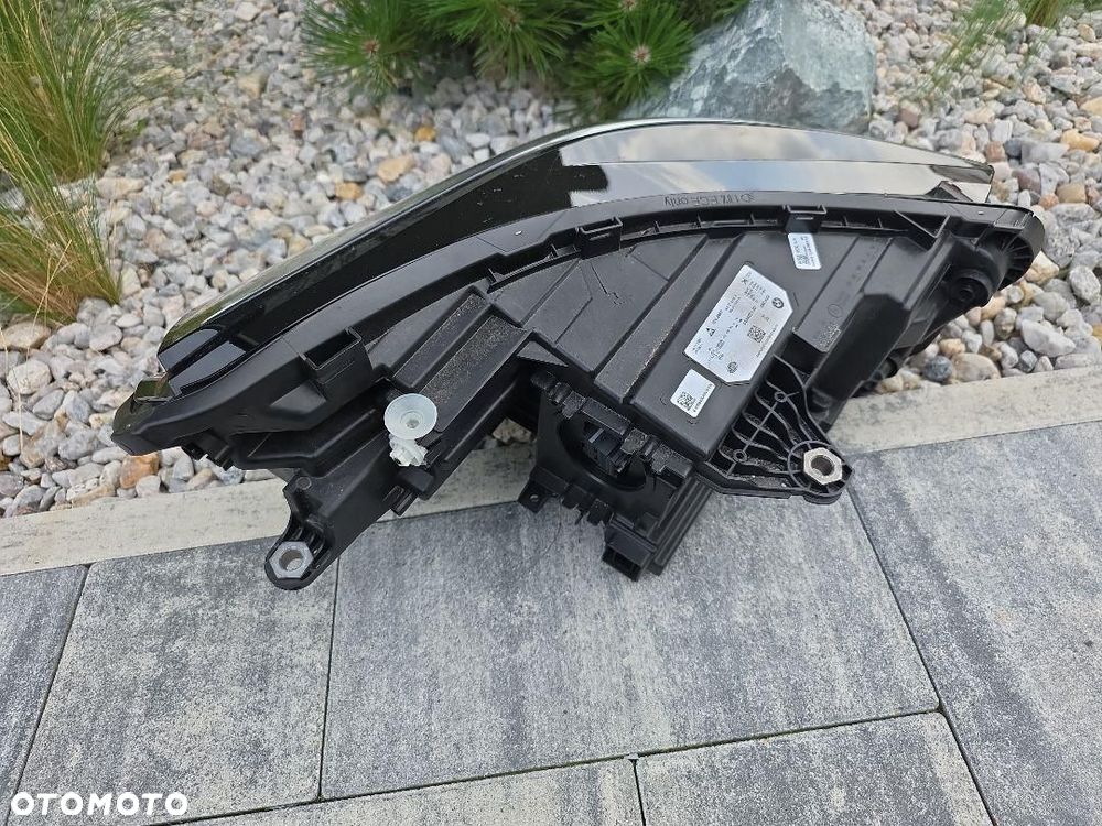 BMW X1 U11 Lampa lewa przód Full Led Basic Led 5A9A221-02 - 9
