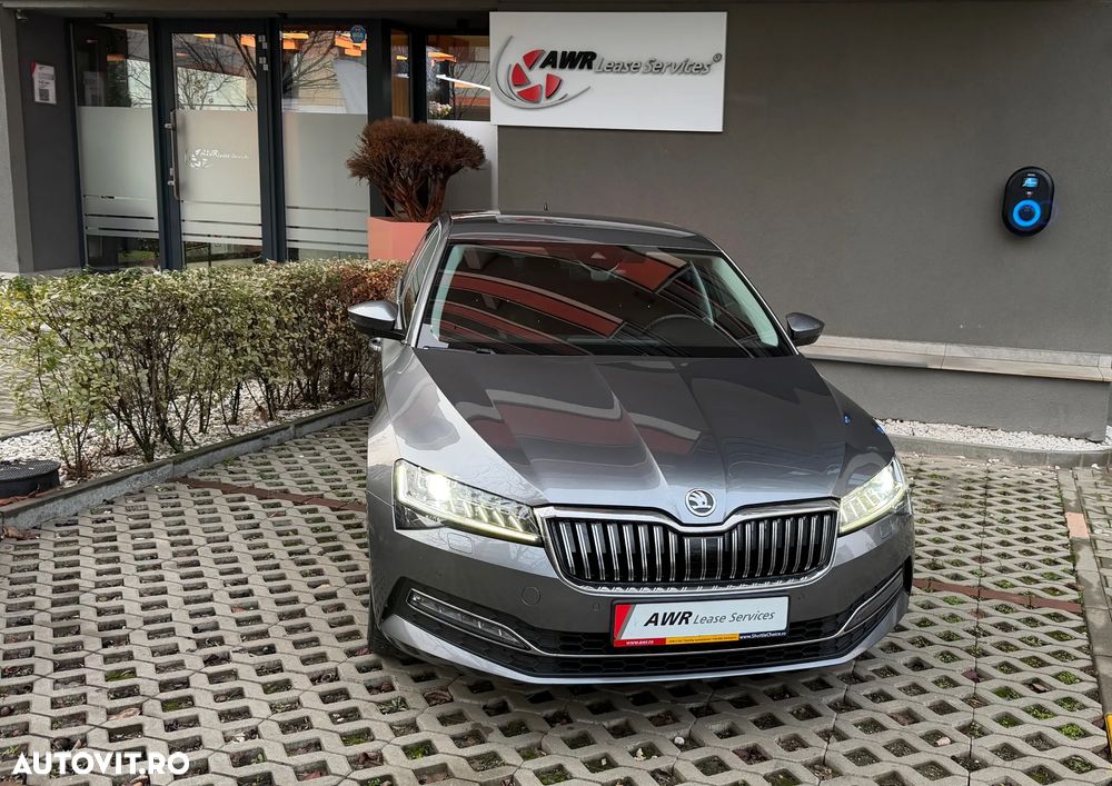 Skoda Superb 2.0 TDI DSG Style - 2