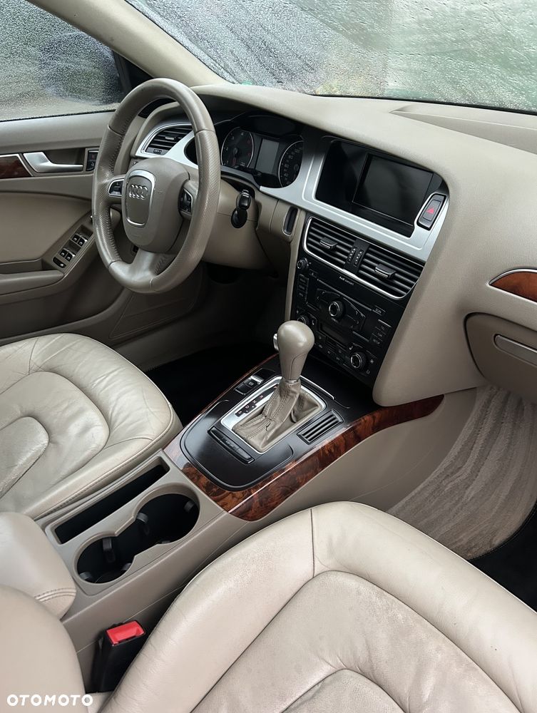 Audi A4 Limousine - 7