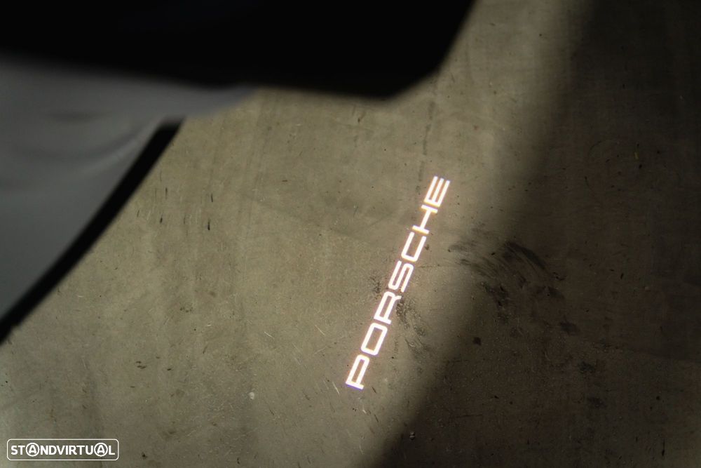 Porsche Macan T - 21