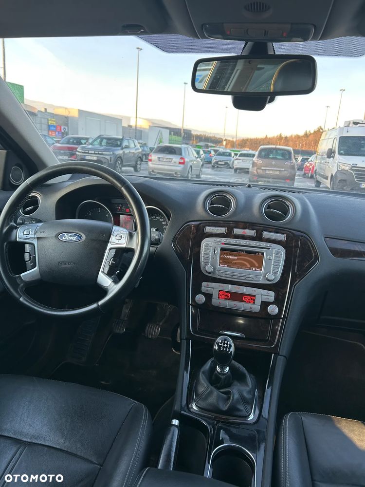 Ford Mondeo 2.0 TDCi Ghia - 8