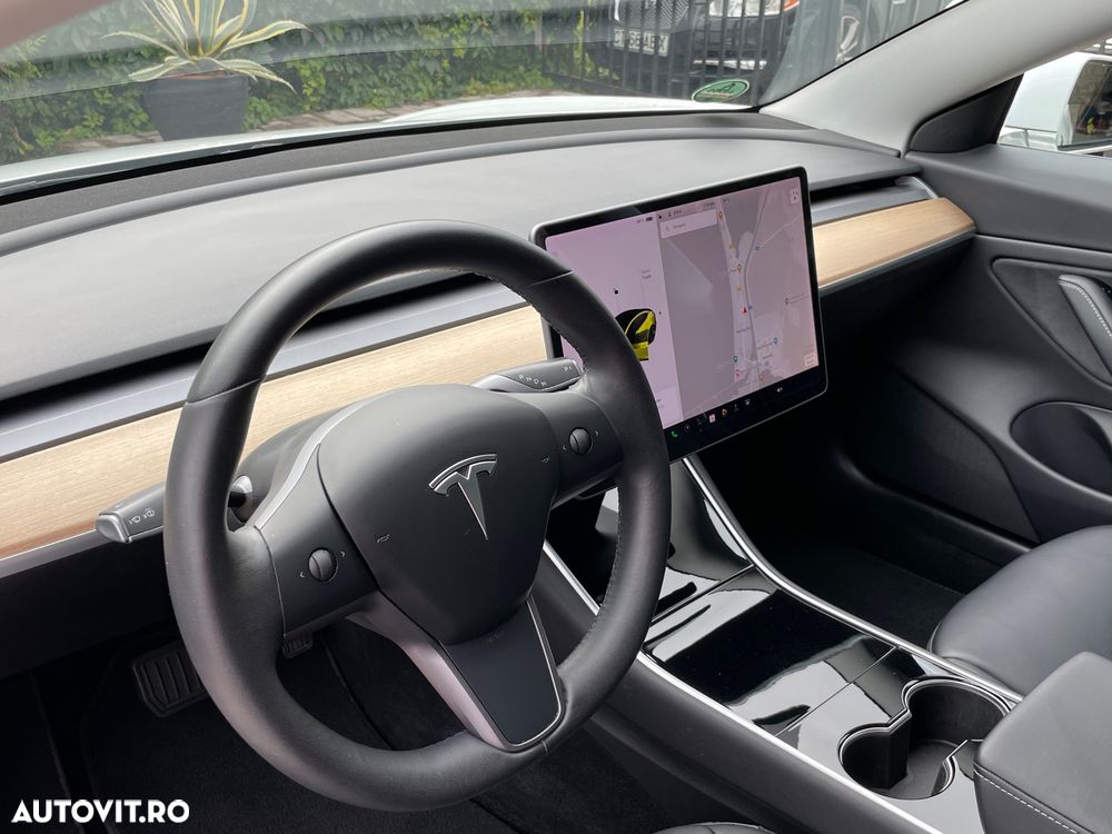 Tesla Model 3 Langstreckenbatterie Allradantrieb Dual Motor - 11
