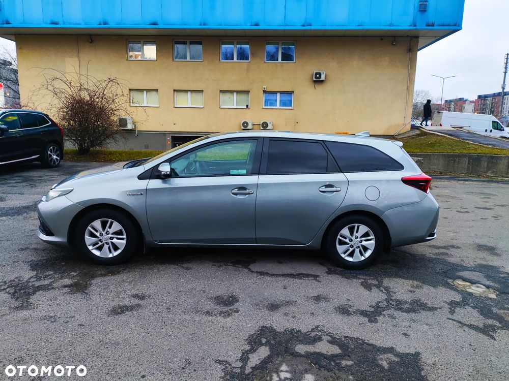 Toyota Auris Hybrid 135 Active - 6