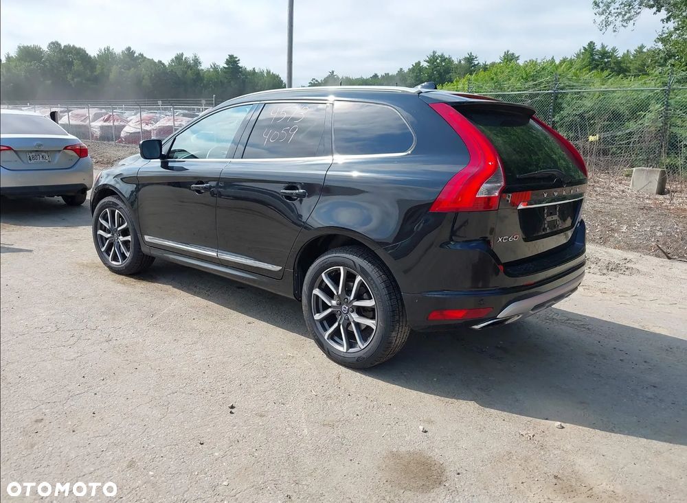 Volvo XC 60 - 3