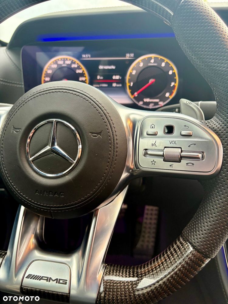 Mercedes-Benz Klasa E AMG 63 S 4Matic+ 9G-TRONIC - 12