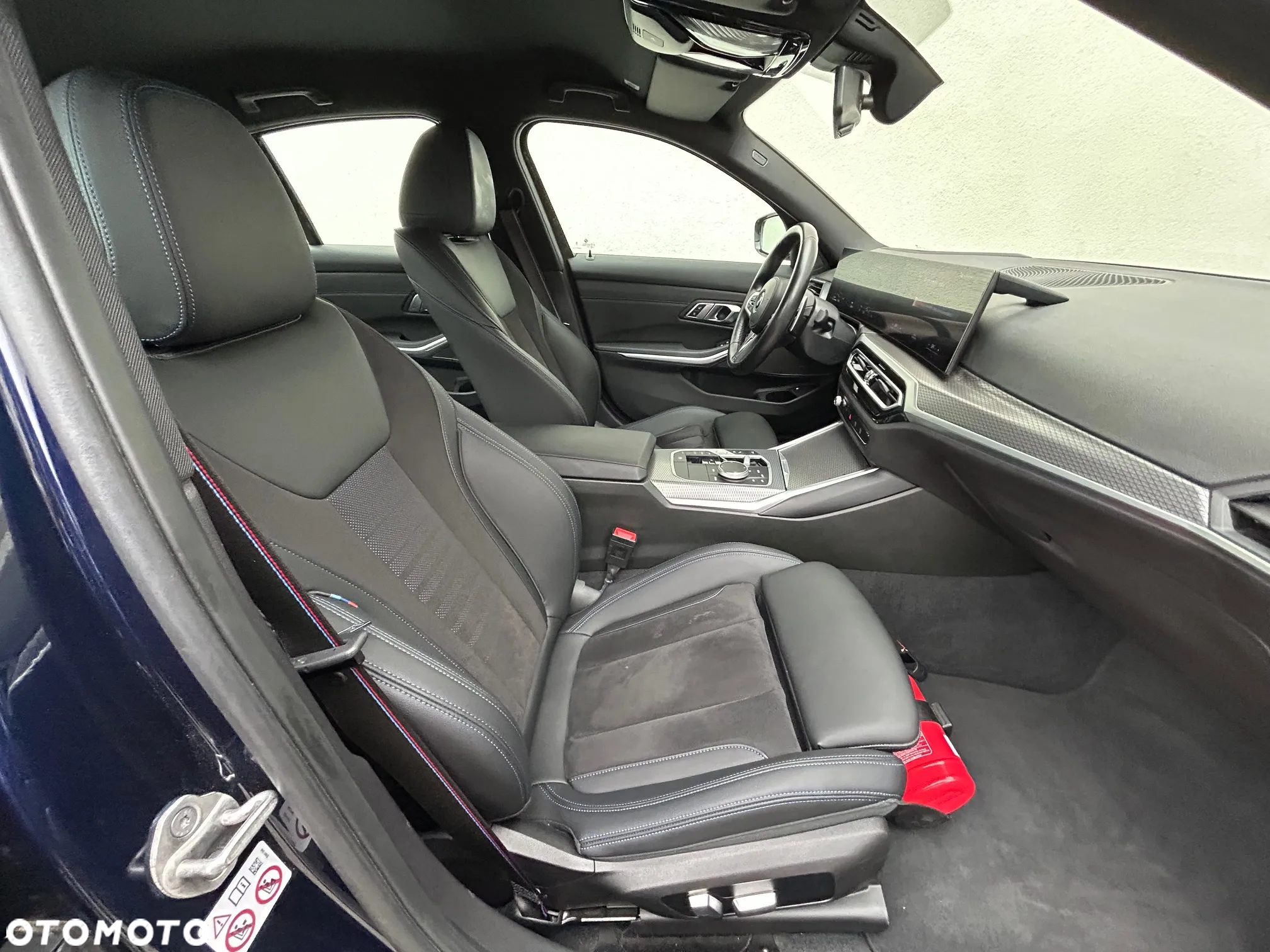 BMW Seria 3 330e - 11