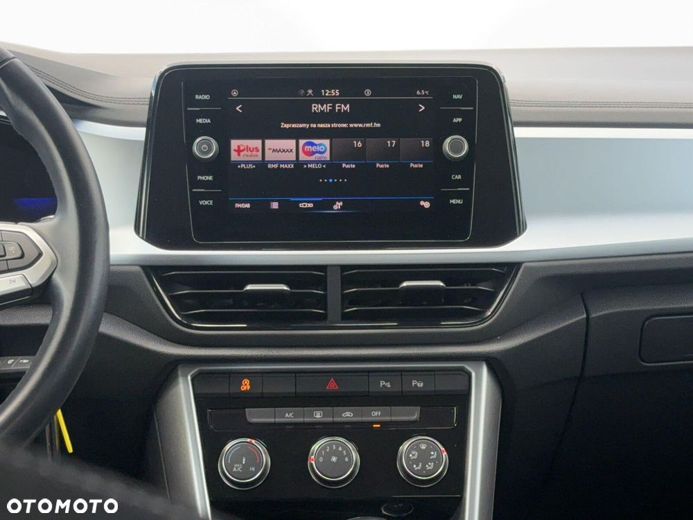 Volkswagen T-Roc 1.5 TSI Life - 23