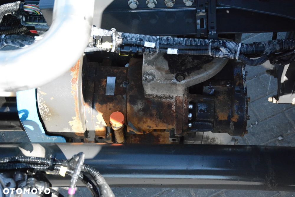 Volvo FM 450 / 2019 r / EURO 6 / Kompresor do wydmuchu / Mała waga / NAVI / Niski przebieg - 17