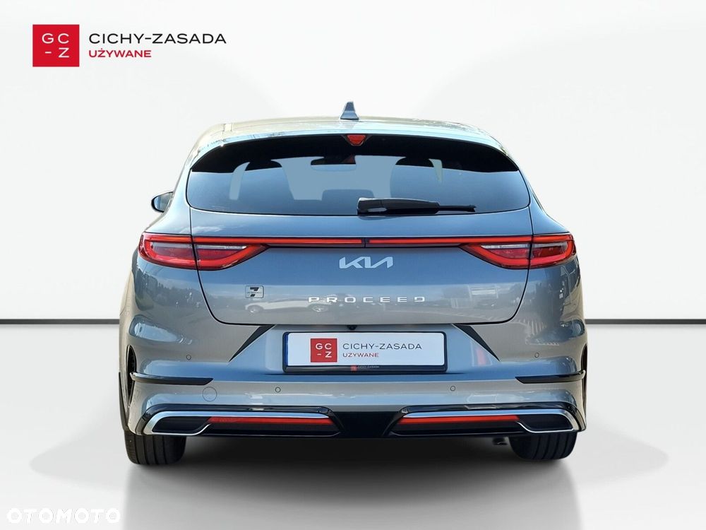Kia ProCeed 1.5 T-GDI GT Line - 4