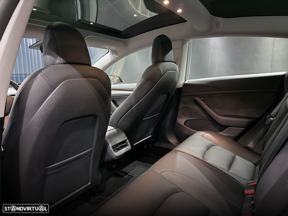 Tesla Model 3 Standard RWD - 30