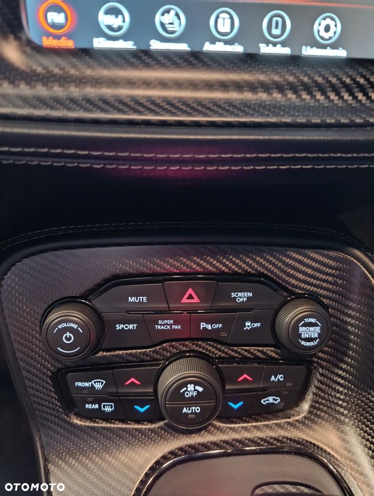 Dodge Challenger 3.6 GT AWD - 14