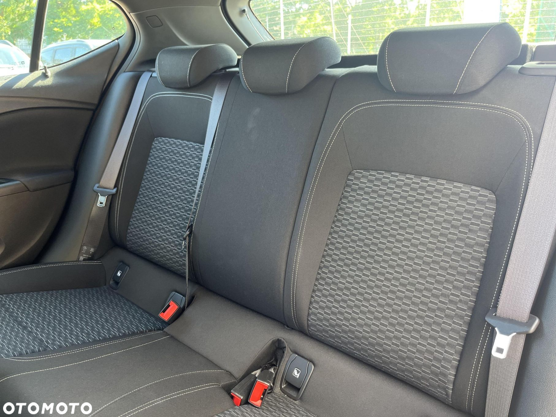 Opel Astra V 1.4 T Dynamic S&S - 16