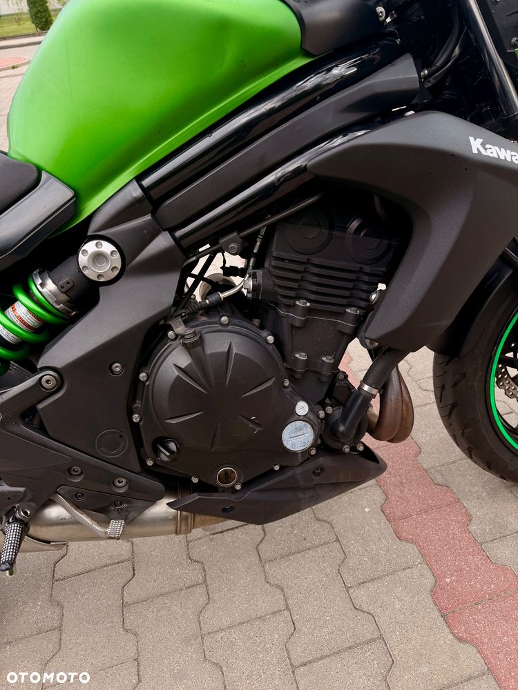 Kawasaki ER - 24