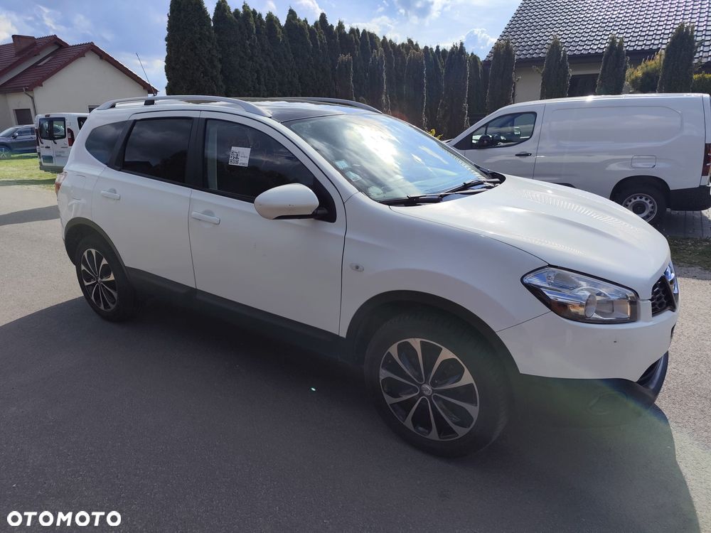 Nissan Qashqai+2 - 3