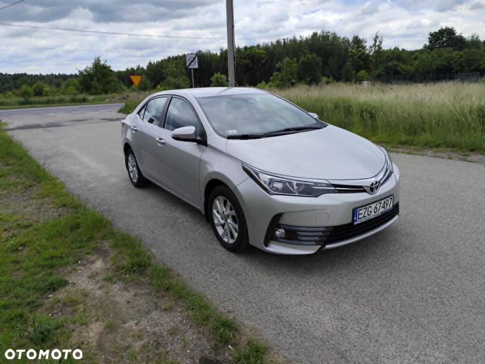 Toyota Corolla 1.6 Premium - 1