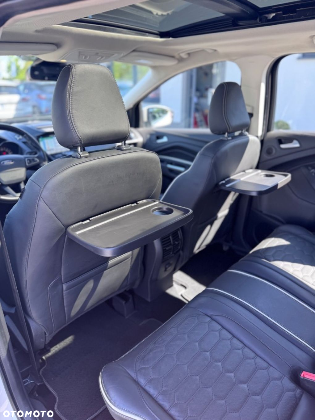 Ford Kuga - 25