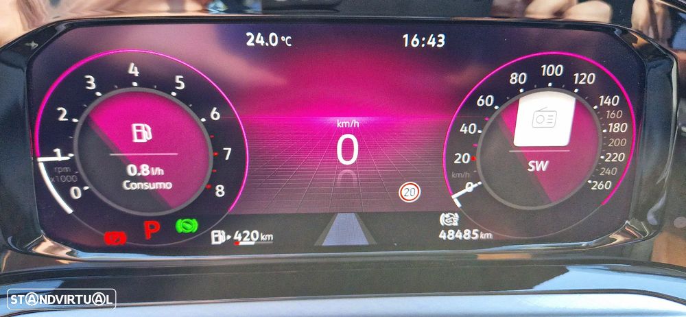 VW Golf 1.0 TSI Confortline DSG - 10