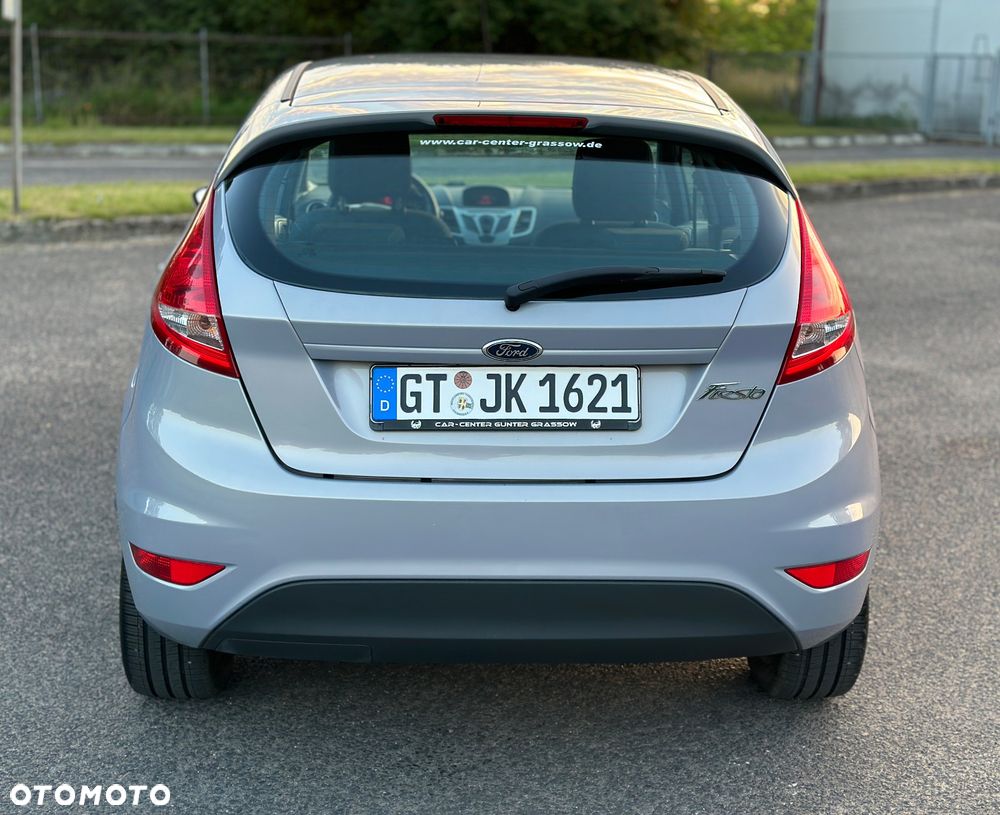 Ford Fiesta 1.25 Trend - 13