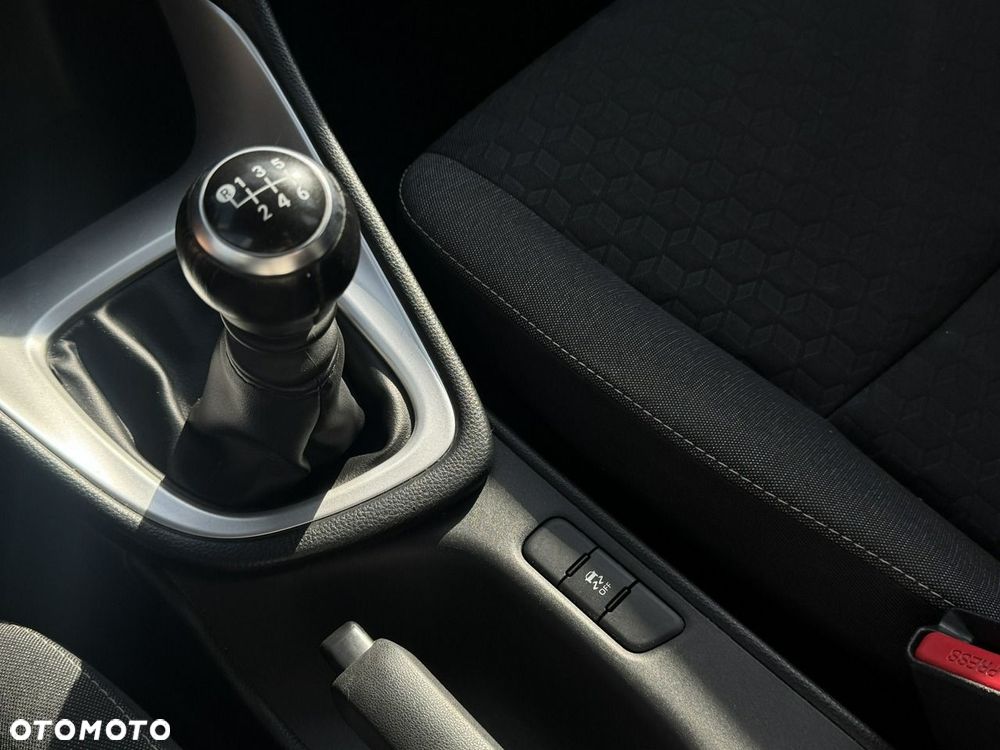 Toyota Yaris 1.5 Comfort - 19
