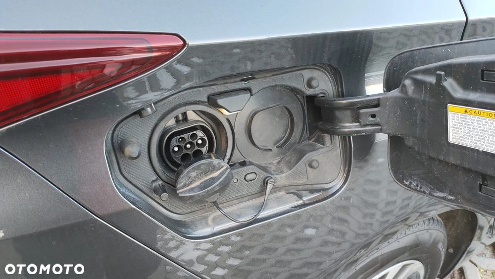 Toyota Prius 1.8 Hybrid Executive - 8