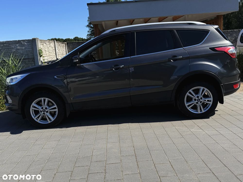Ford Kuga 2.0 TDCi 2x4 Titanium - 8