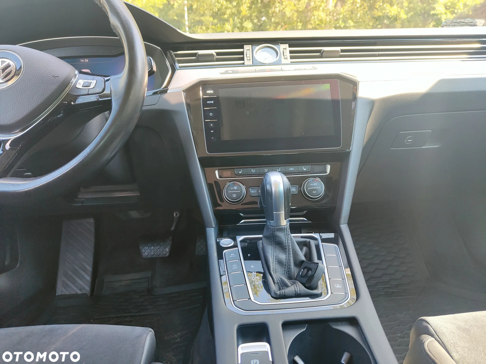 Volkswagen Passat 2.0 TDI SCR Comfortline DSG - 12