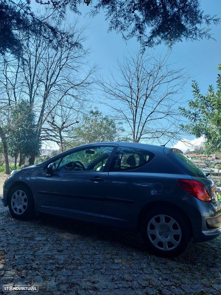 Peugeot 207 1.4 HDi Sport - 2