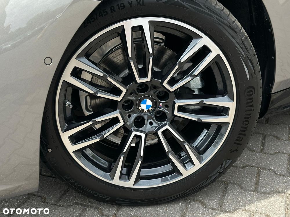BMW Seria 5 530e xDrive PHEV - 4