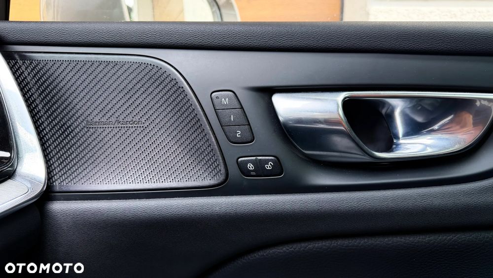 Volvo V60 B3 B DKG Inscription - 28
