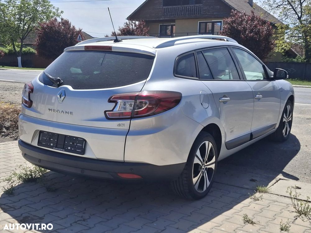 Renault Megane ENERGY dCi 110 Start & Stop Bose Edition - 11