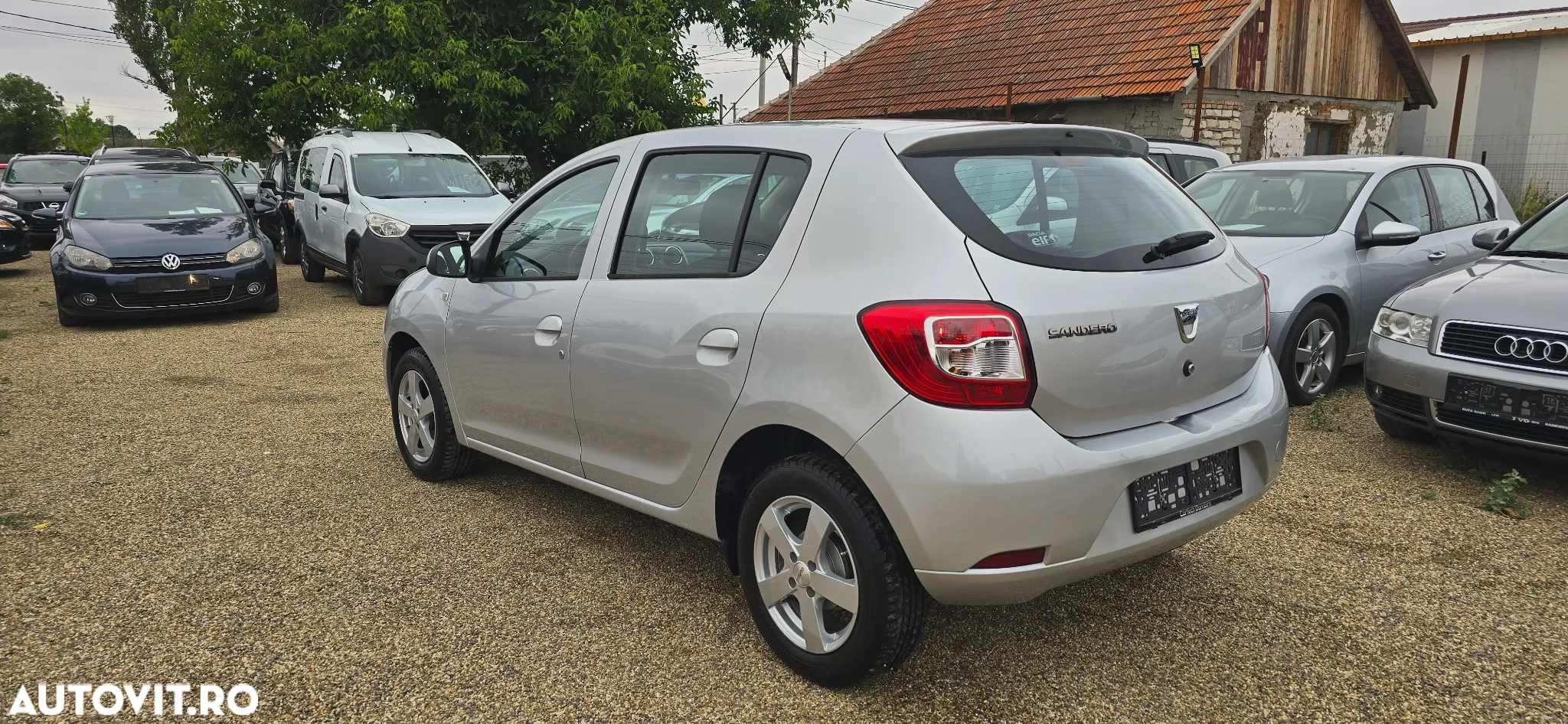 Dacia Sandero 1.2 75CP Laureate - 4