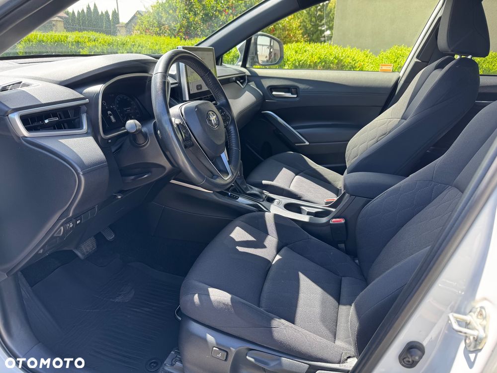Toyota Corolla Cross 2.0 Hybrid Style AWD - 13