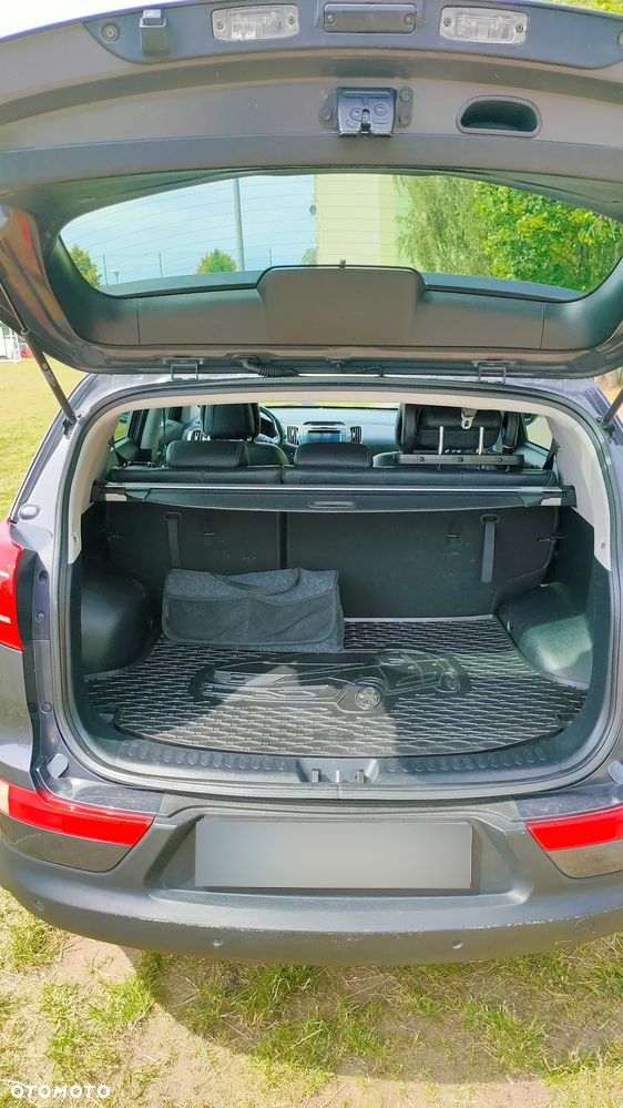Kia Sportage 2.0 CRDI XL - 13