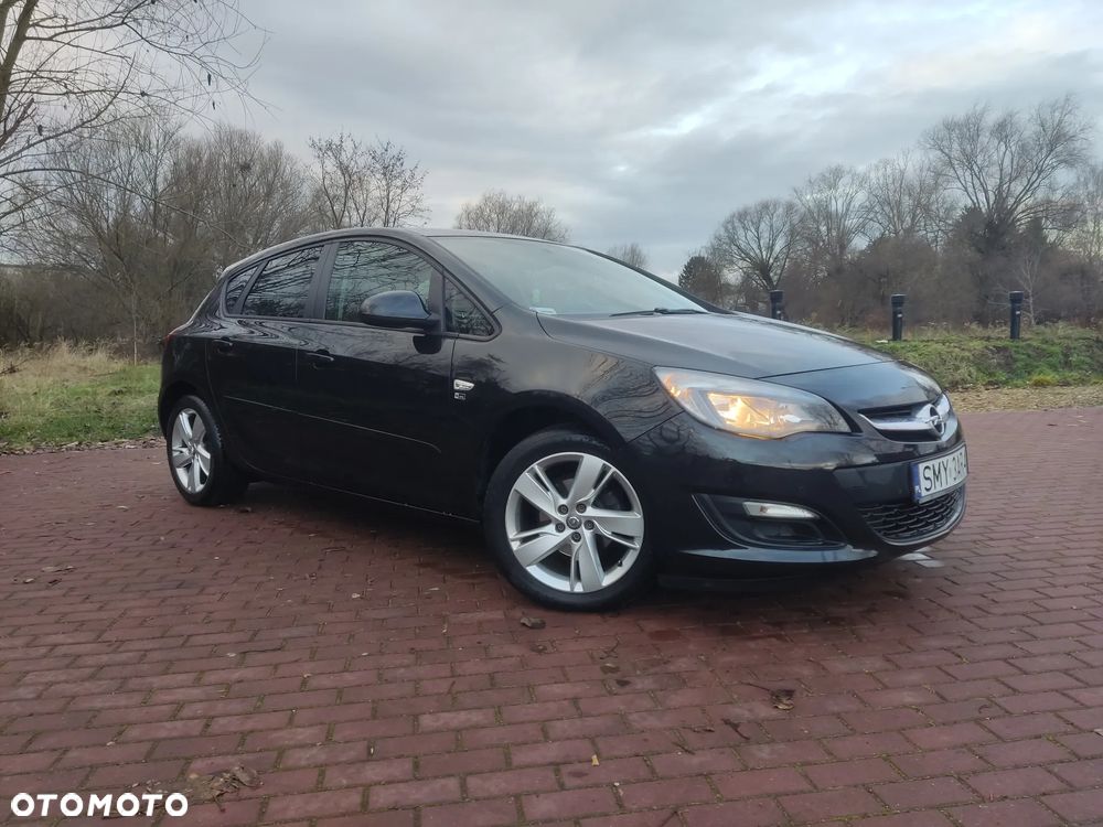 Opel Astra 1.4 Turbo 150 Jahre - 2