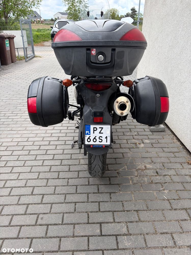 Suzuki DL - 8