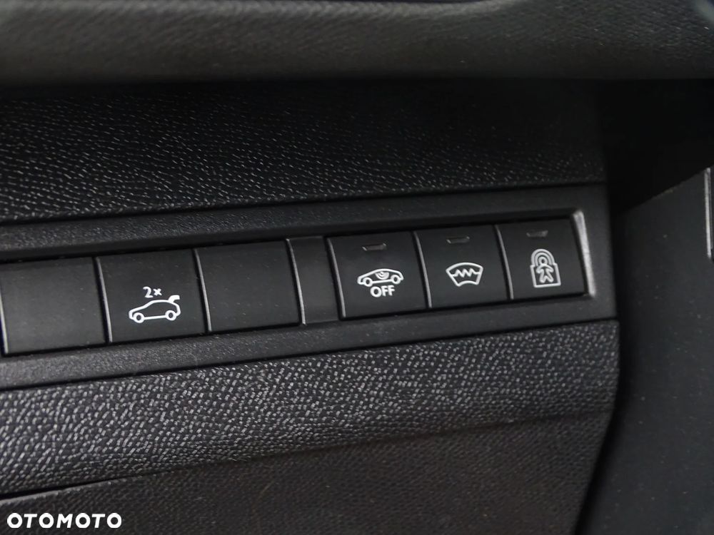 Peugeot 5008 2.0 BlueHDI GT S&S EAT6 - 38