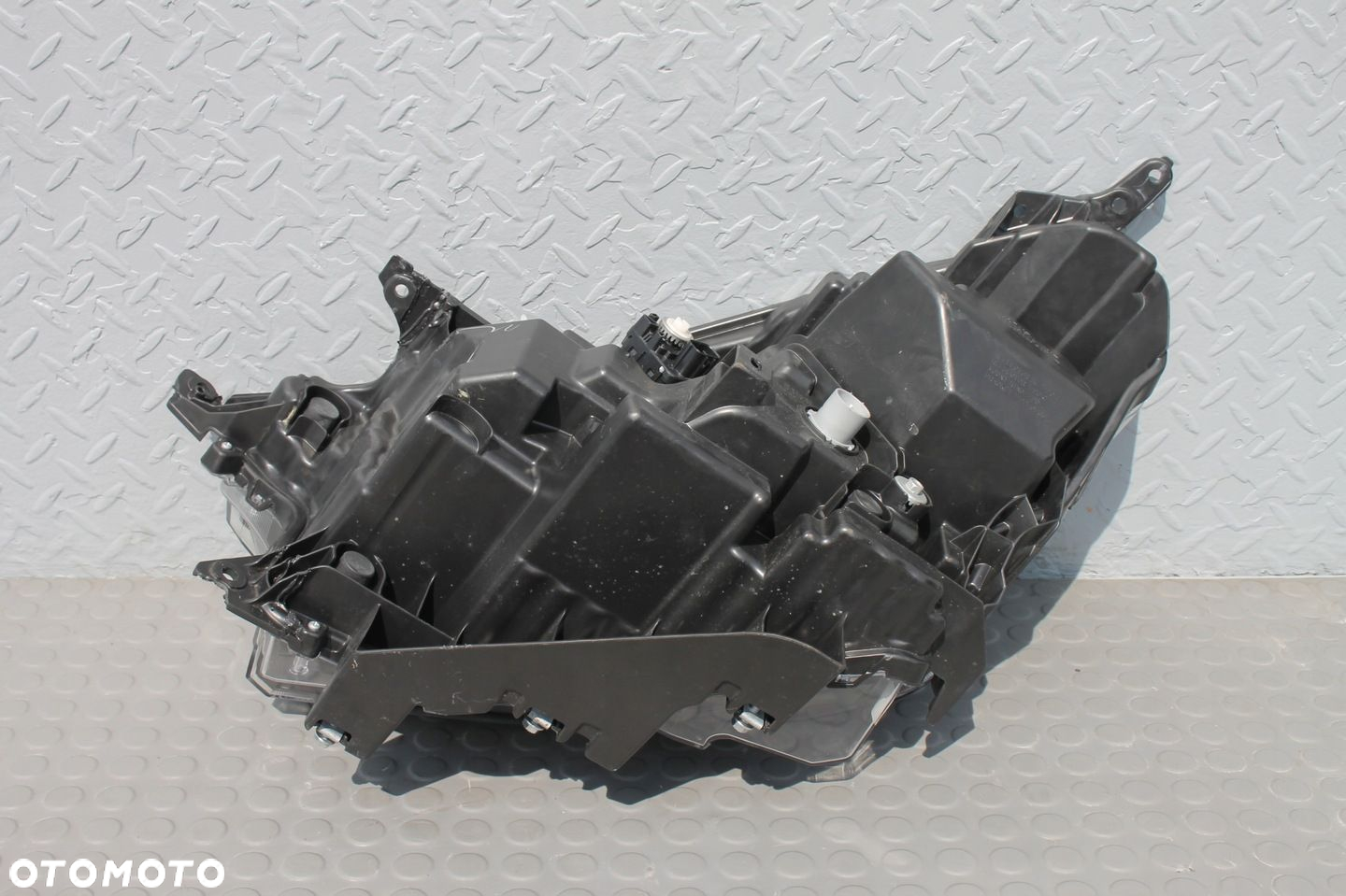 LAMPA PRAWA PRZEDNIA FULL LED PRAWY PRZÓD SUZUKI SX4 S-CROSS II 21- - 10