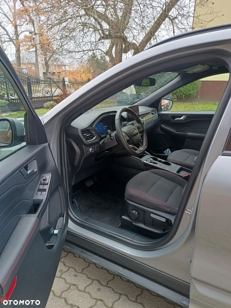 Ford Kuga 2.5P PHEV FWD ST-Line X - 8