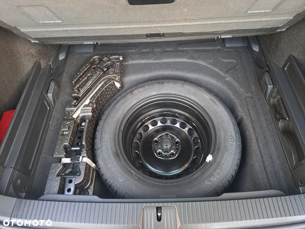 Volkswagen Passat Variant 2.0 TDI SCR Comfortline - 30