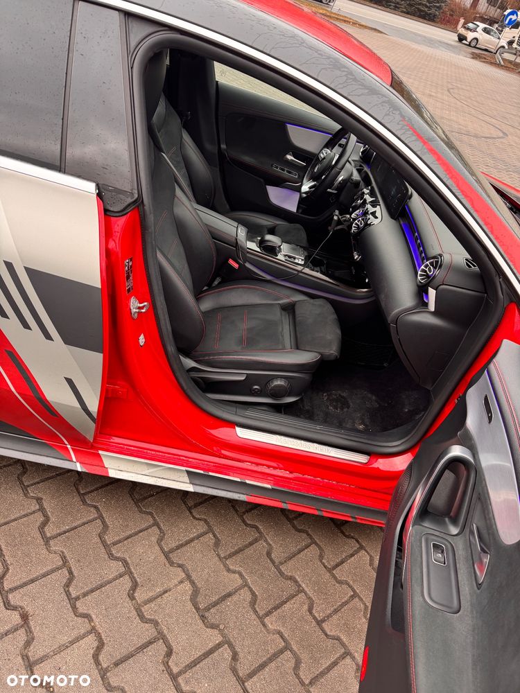 Mercedes-Benz CLA 200 d AMG Line 8G-DCT - 6